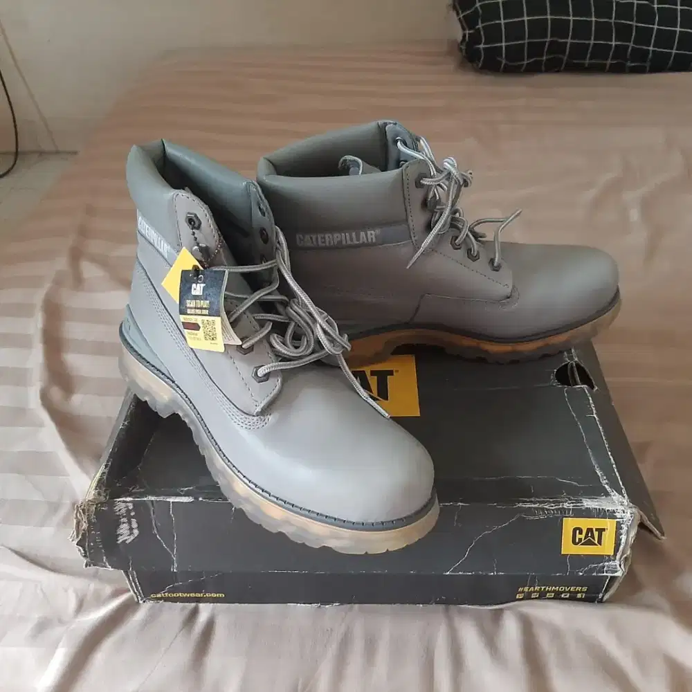 Sepatu boot caterpillar new stuff