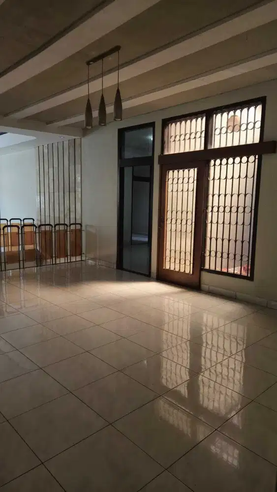 MURAH di Bawah Appraisal Rumah di Setrasari