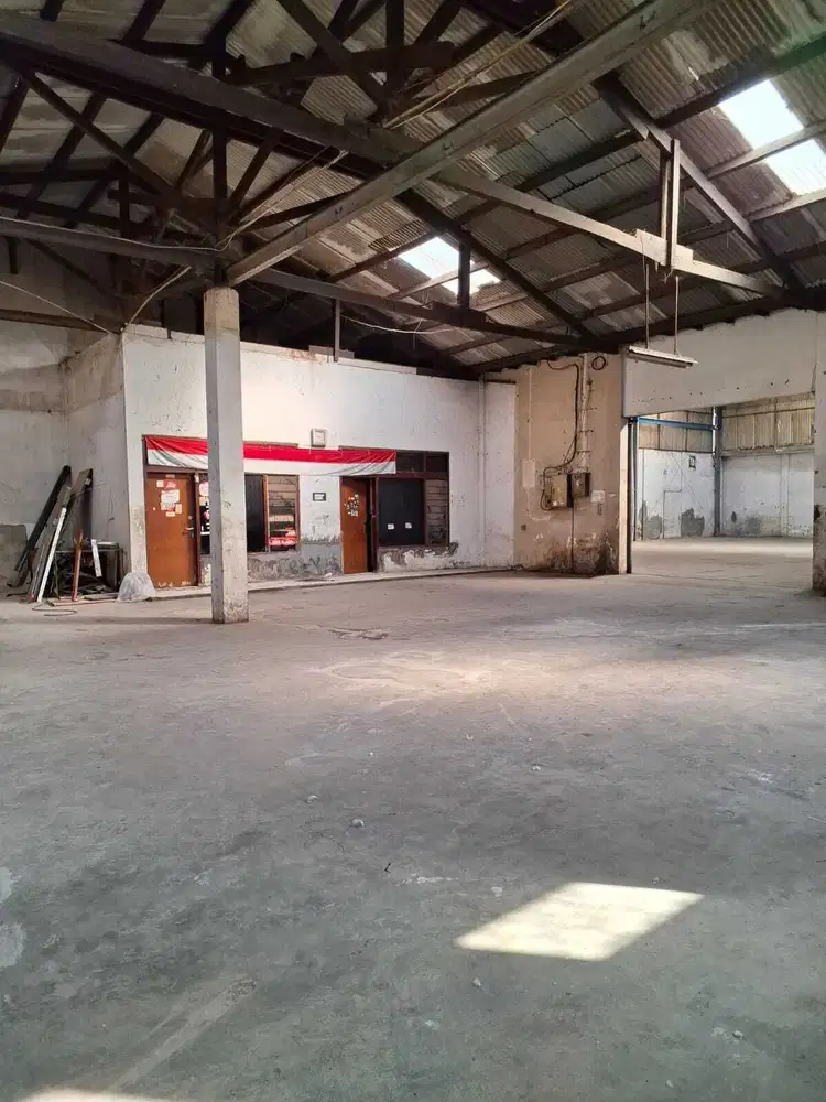 Gudang Strategis Area Jalan Sudirman Jamika