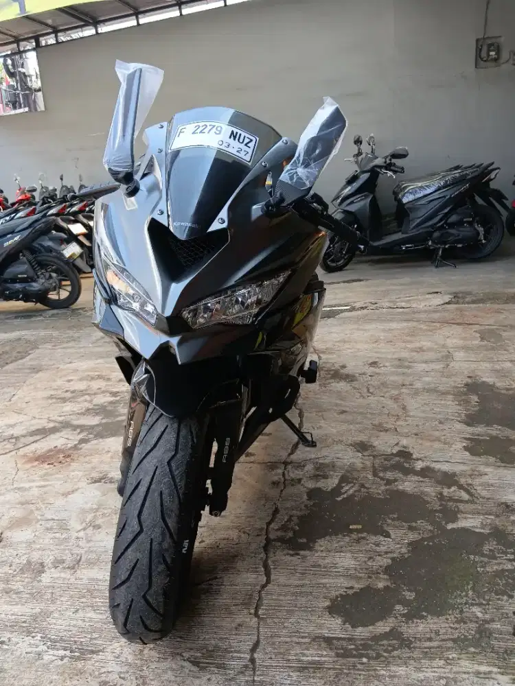 Ready Kawasaki ZX-250 abs