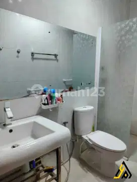 Dijual Rumah 2 lantai Siap Huni,Strategis Solo Baru Luas 120m2