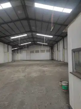 Gudang dan 2 Ruko Strategis di Caringin
