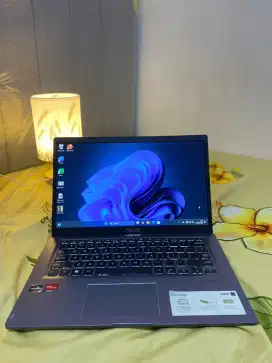 Laptop Asus Vivobook Ryzen 3 gen 3 Ram 8 GB SSD 512 GB Mulus
