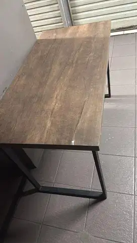 Meja dan kursi untuk cafe/resto