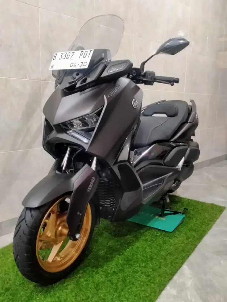 Yamaha XMAX TECH MAX Tahun 2025 KM.700 Seperti Baru