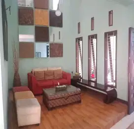 Murah Terawat Gayungsari 2 Lantai Furnished