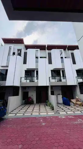 Termurah (1 Lagi) Rumah 3 Lantai Utan Kayu Utara Matraman Bisa KPR Jakarta Timur