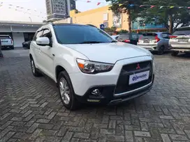 DP MURAH Mitsubishi Outlander Sport 2.0 PX Bensin-AT 2014 Putih CTJIB