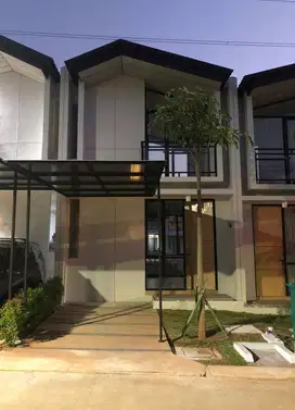 Rent House unfurnish 2 bedroom at Uptown estate