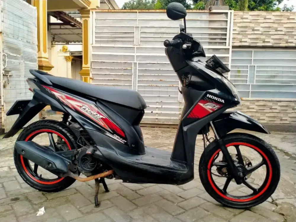 Honda Beat FI lengkap motor sehat walafiat keterangan detail dibawah