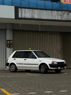 Dijual Toyota Starlet 1989 Bensin 1.3 M
