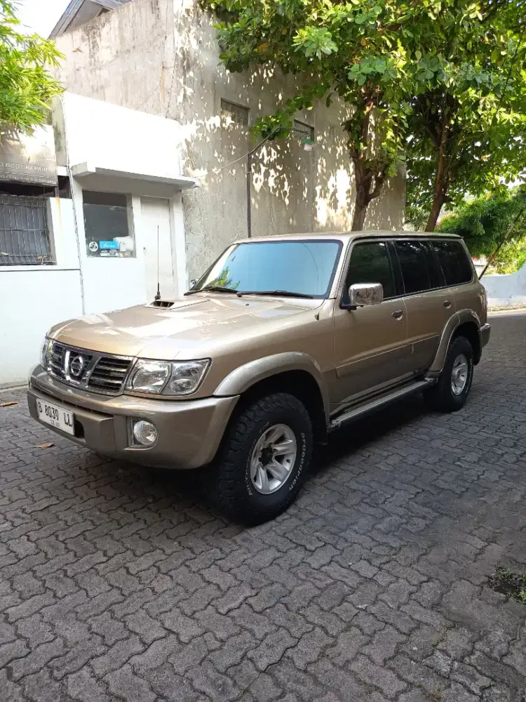 Jual nissan patrol 2002