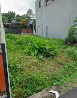Tanah Strategis dekat jalan raya pemandangan gunung Ungaran