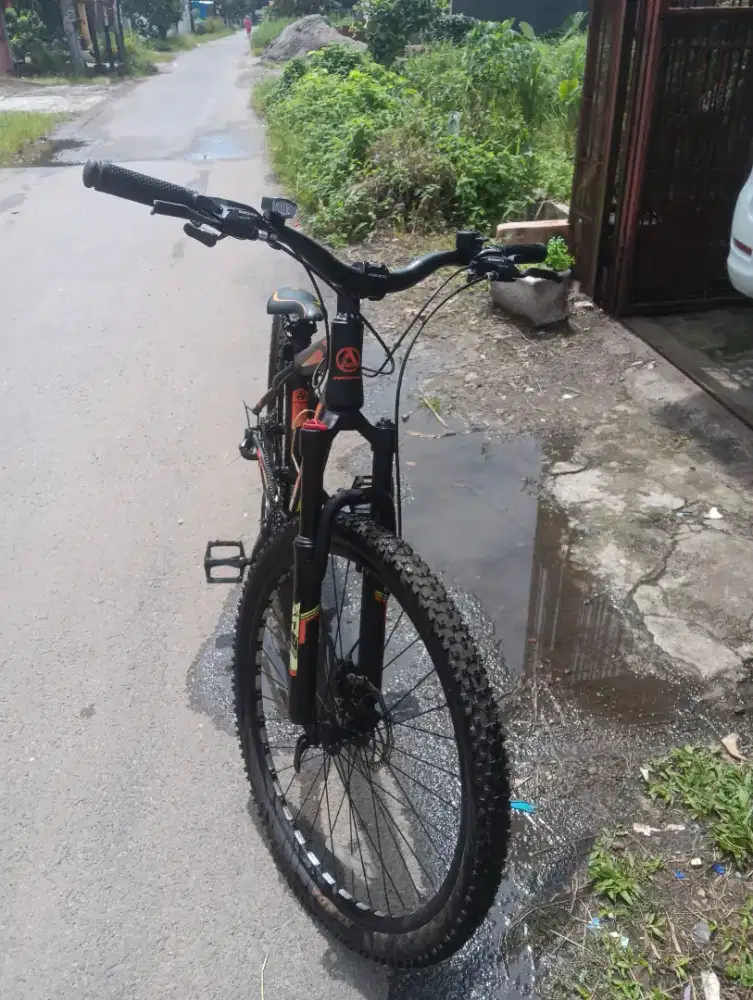 Sepeda gunung pacific