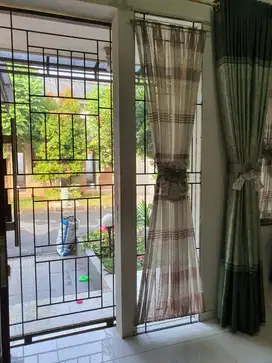 Disewakan rumah semi-furnished bebas banjir dekat tiptop ciputat