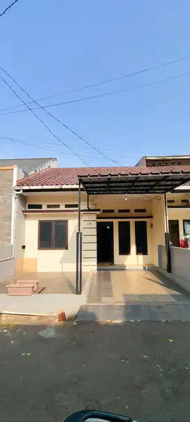 Dikontrakan rumah pertahun. Area Bintaro dan Pondok Aren