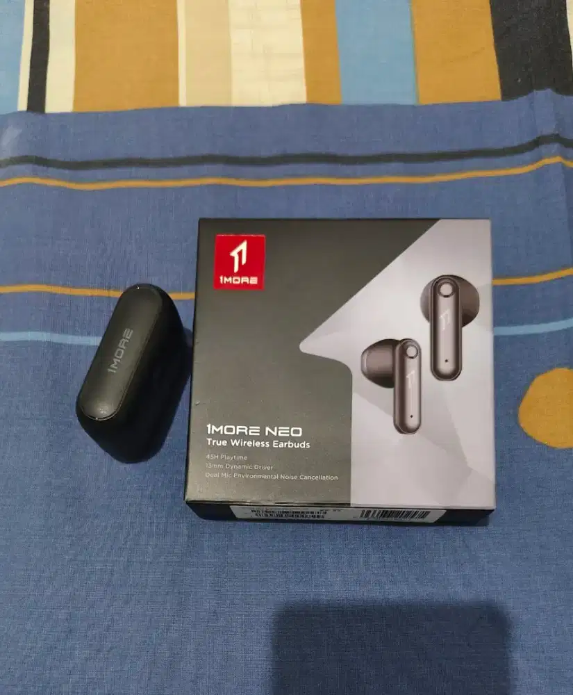 TWS 1MORE Neo warna hitam