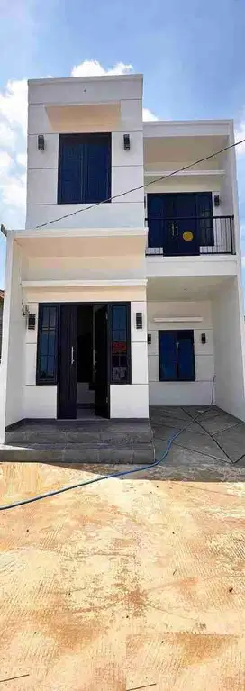 Rumah Modern Clasic Strategis di Pasar Rebo dekat Pintu TOL JORR dan Jagorawi