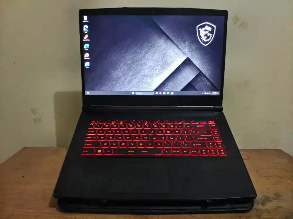 Laptop Gaming MSi GF63 10 UC seri RTX 3050