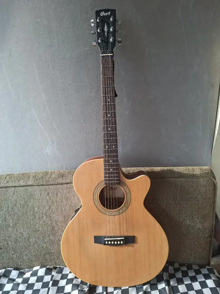 Gitar Cort SFX ME OP