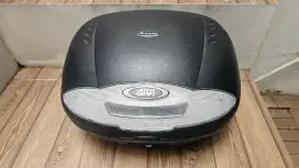 BOX MOTOR GIVI 45L MASIH KINCLONG