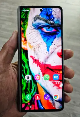 Z FOLD 4 512GB murah aja.. Bisa tt