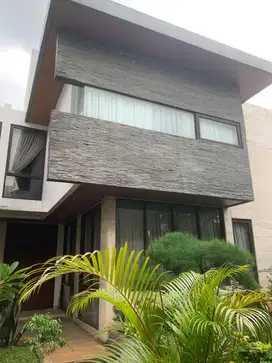 DIJUAL RUMAH TOWN HOUSE NCASA KEMANG HARGA MIRING