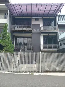 Rumah Full Furnish Di Perumahan Puri Syailendra Bandung Strategis