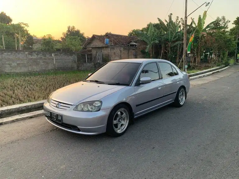 Honda civic vti s  tahun 2001