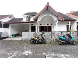 Dijual Rumah Bagus di jl Damai