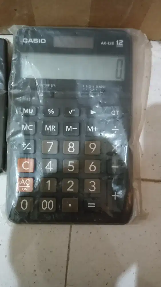 Kalkulator Casio AX-12B
