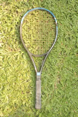 Raket Tenis Wilson Pro Staff 4.3 (100 sq in, Grip L2) – Original