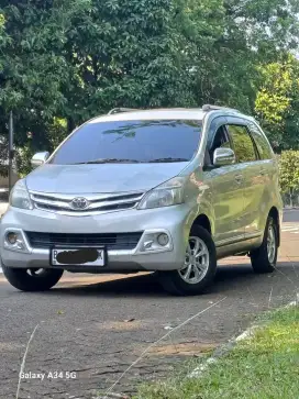 Toyota Avanza G 1.3 AT silver 2015