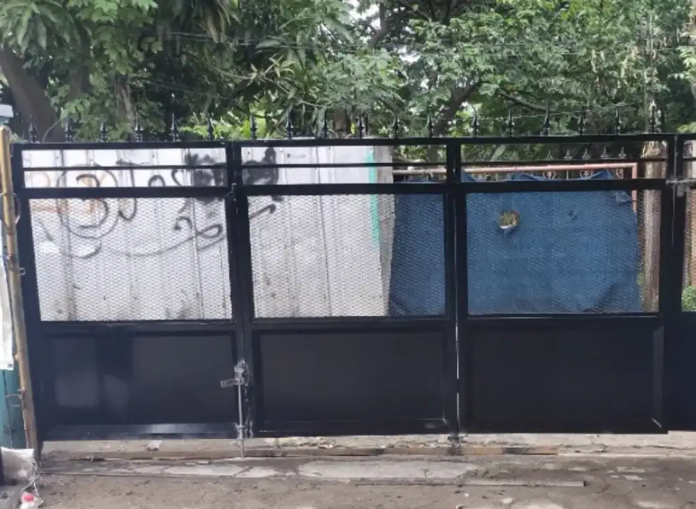 Pintu Pagar lipat bekas