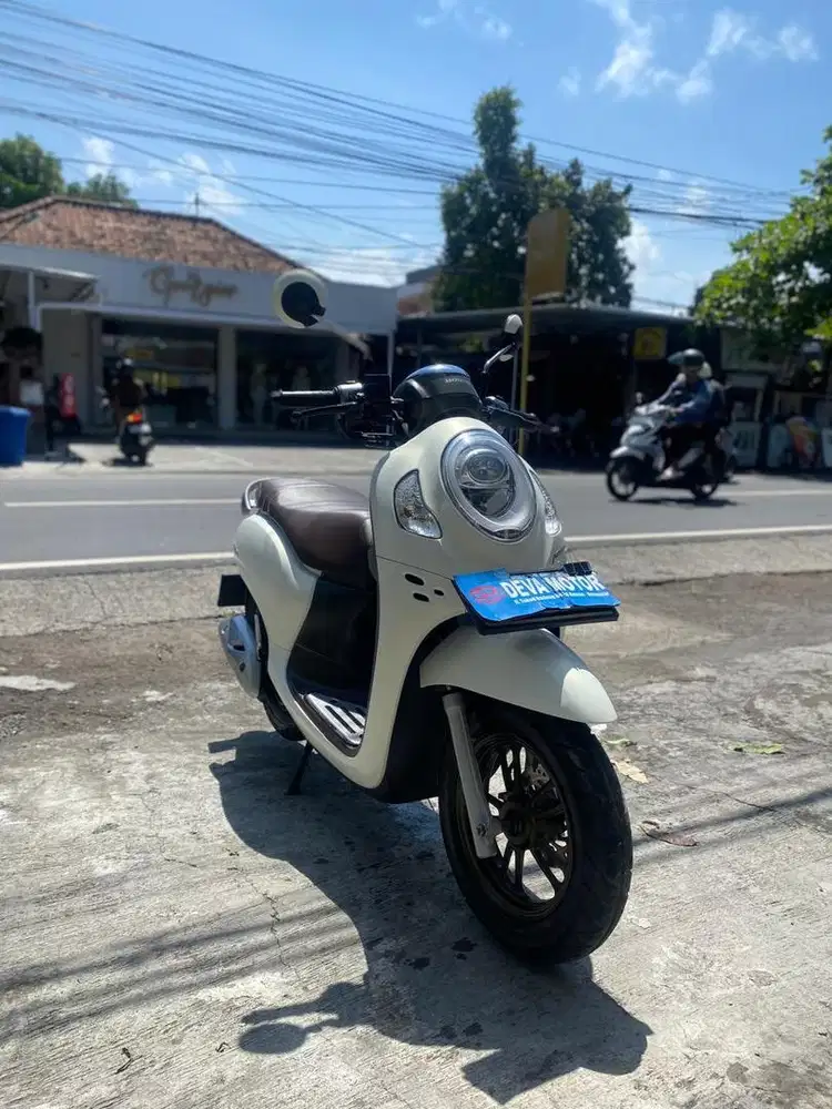 Scoopy dp 500 prestige putih 2023 deva motor