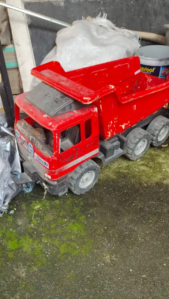 Mainan Truk Besar Jumbo