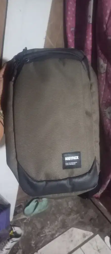 tas slempang Bodypack wanderer sling 1.0