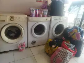 Over usaha laundry sudah berjalan ada 3 cabang