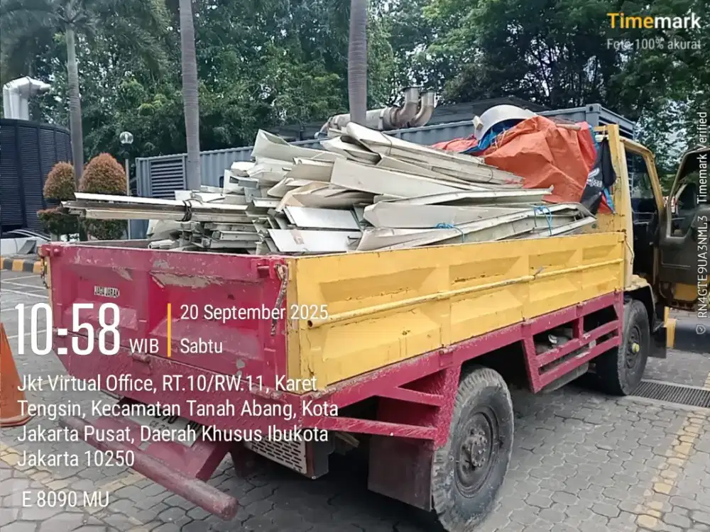 Jasa buang puing dan tanah