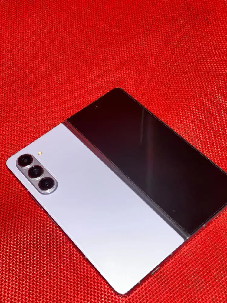 Samsung Z Fold 5