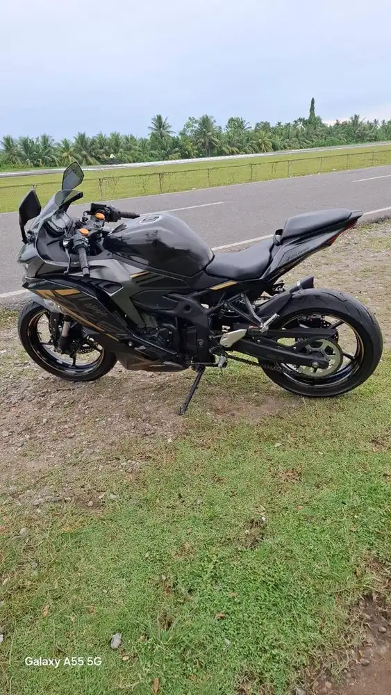 KAWASAKI ZX25R type ABS