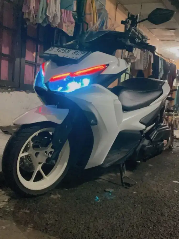 di jual motor aerox tahun 2022 pajak hidup surat ready