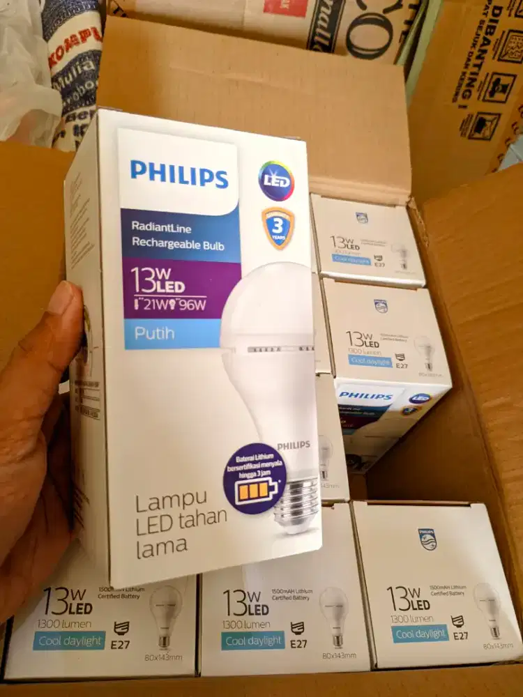lampu led philips habisin setok jamin baru dan ori take all saja