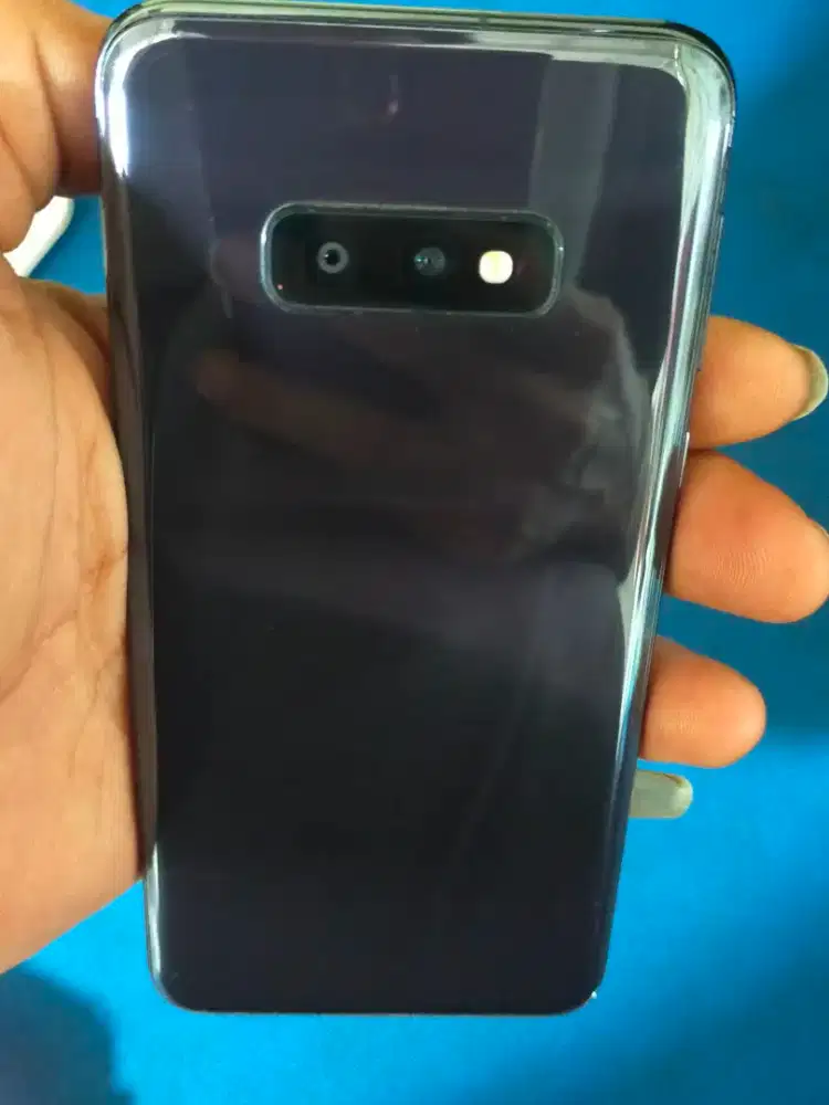 Samsung 10e 6/128