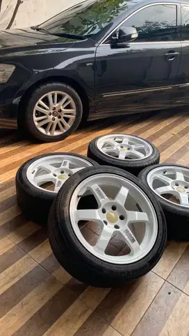Velg Vossen R18 Innova Camry Hrv Civic Zenix harier accord lexus Crv