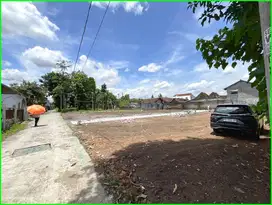 DFekat Amplaz, Tanah Berbah Yogyakarta Cocok Untuk Hunian 1 Unit Terakhir