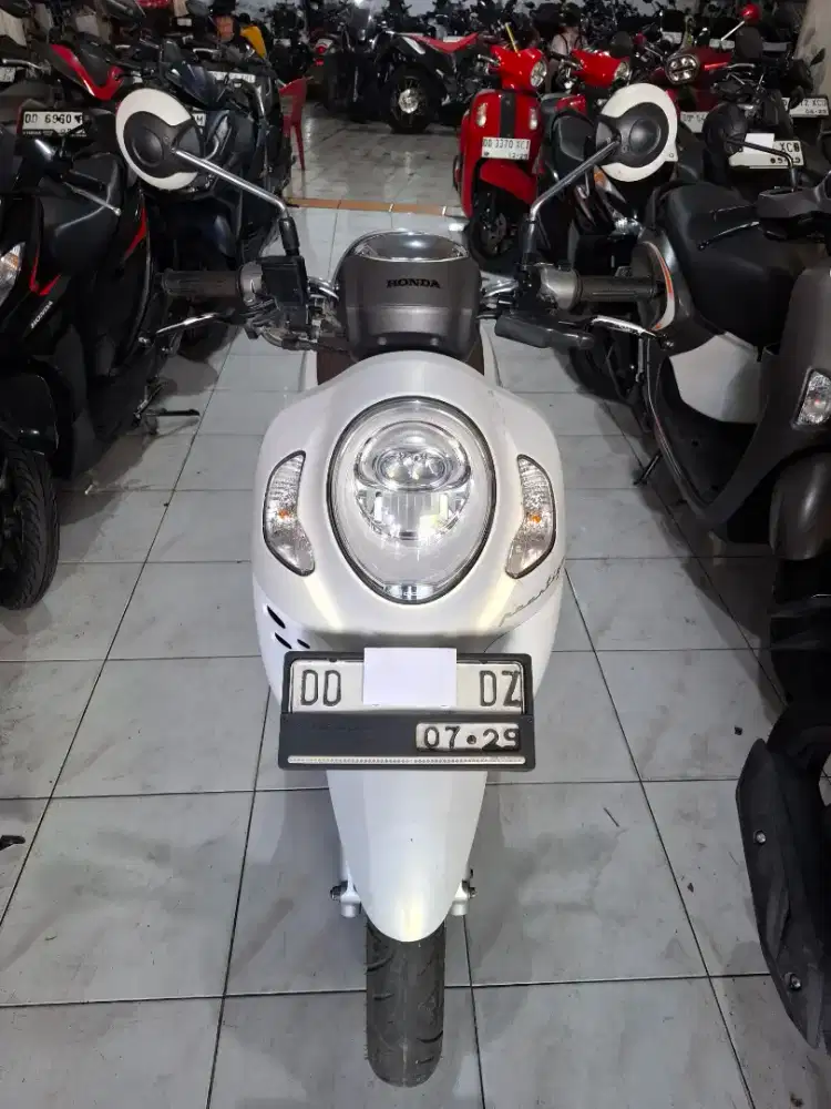 Honda Scoopy keyles  110cc 2024 putih