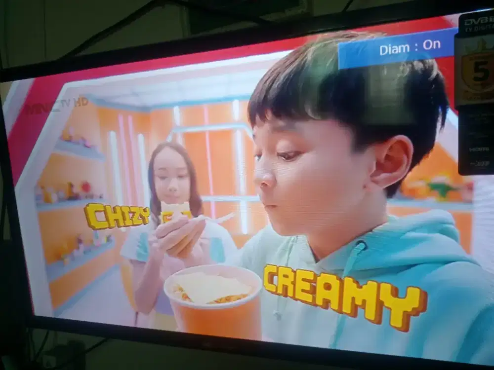 Jual cepat TV Digital Polytron Bekas Mulus Lengkap 32 inc