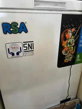 Dijual Freezer RSA 100 ltr kondisi joss