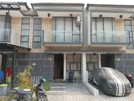 Di jual rumah minimalis di golden city bekasi utara